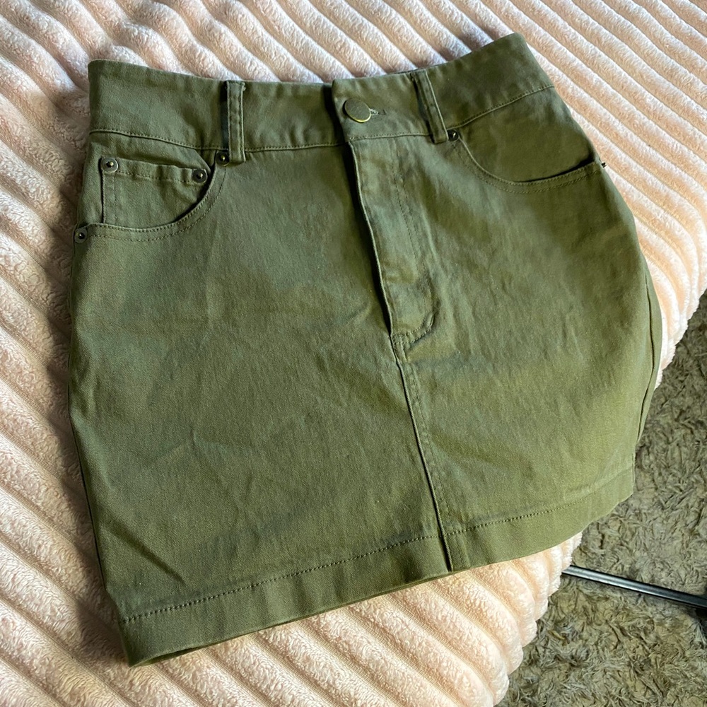 Fall/Olive Green Short Skirt
